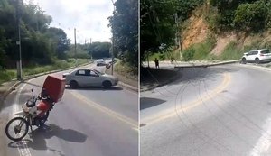 Acidente derruba poste e interdita via entre avenidas Pierre Chalita e Juca Sampaio